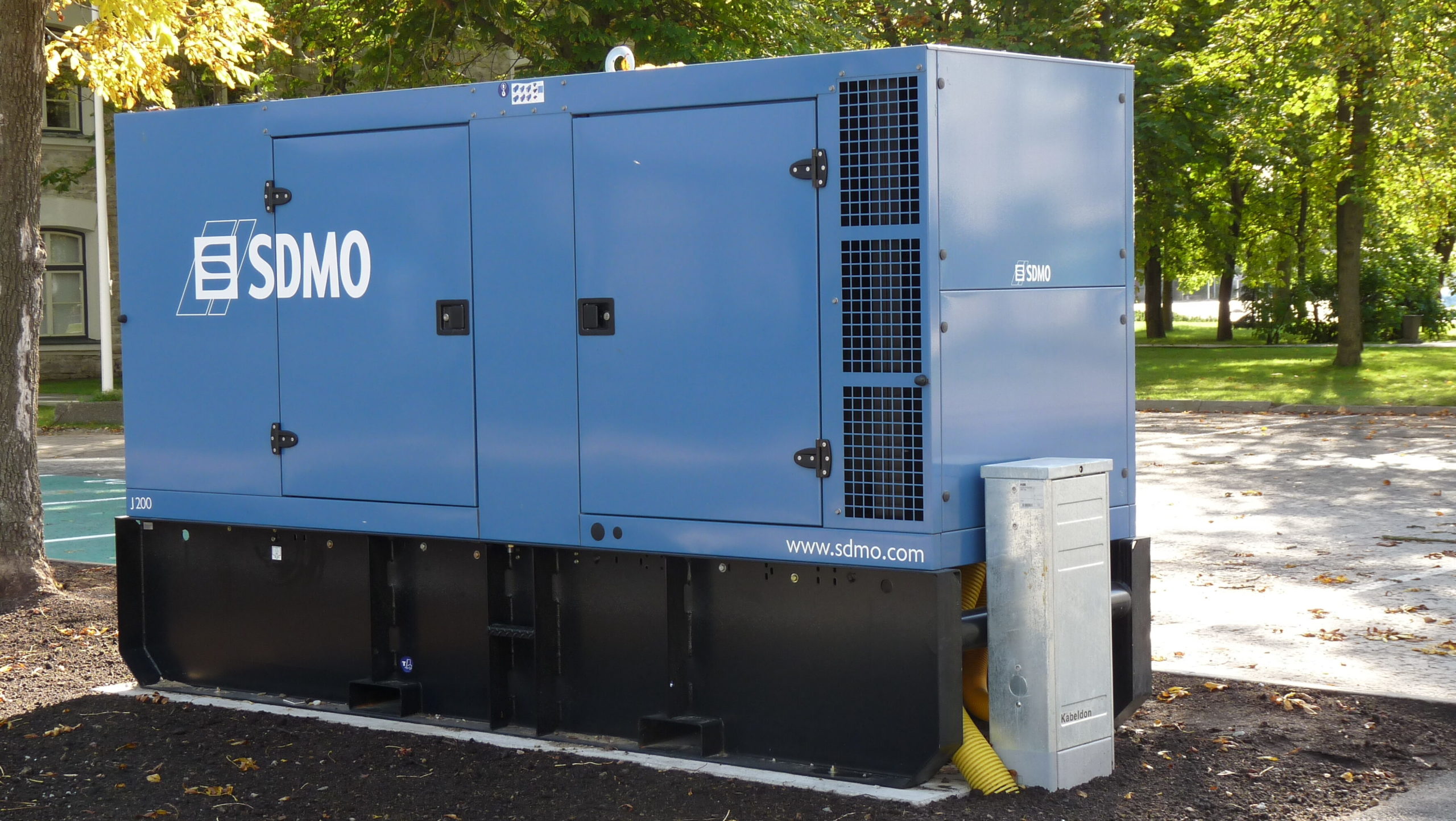 SDMO diesel generator in Ulemiste e1591967219941 1 scaled
